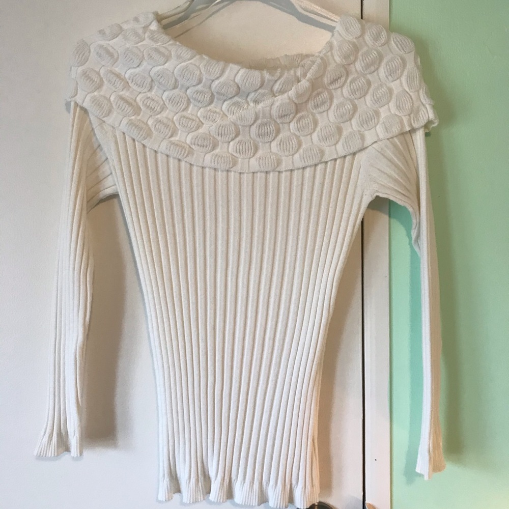 🤩BOGO🤩 💕 Cowl Neck Sweater 💕